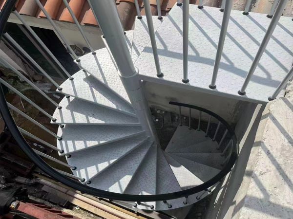武汉铝合金楼梯护栏案例2